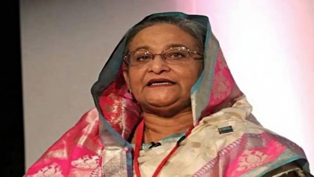 দেশে গণতন্ত্র ফেরাতে নিজের প্রত্যাবর্তনকে গুরুত্বপূর্ণ বললেন শেখ হাসিনা